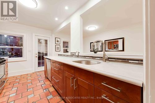 82 Roseneath Gardens, Toronto, ON - Indoor Photo Showing Kitchen