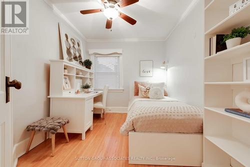 82 Roseneath Gardens, Toronto, ON - Indoor Photo Showing Bedroom