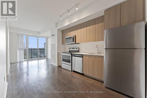 612 - 3237 Bayview Avenue, Toronto, ON - Indoor Photo Showing Kitchen