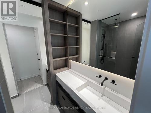 1401 - 55 Charles Street E, Toronto, ON - Indoor Photo Showing Bathroom