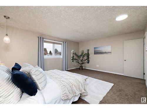 12308 85 St Nw, Edmonton, AB - Indoor Photo Showing Bedroom