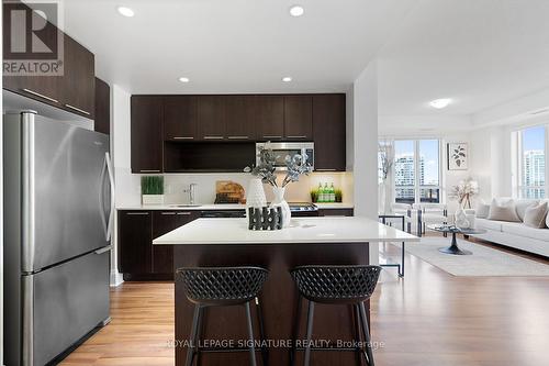 1803 - 100 Harrison Garden Boulevard, Toronto, ON - Indoor Photo Showing Kitchen With Upgraded Kitchen