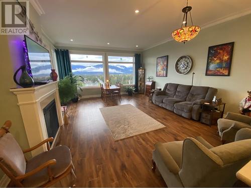 18 4022 Yeo Street, Terrace, BC - Indoor Photo Showing Living Room