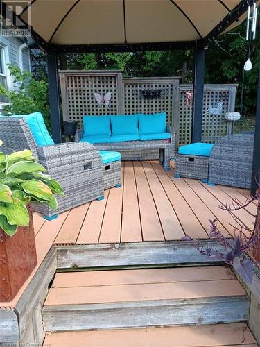 7 Underhill Avenue, Dundas, ON - Outdoor With Deck Patio Veranda With Exterior