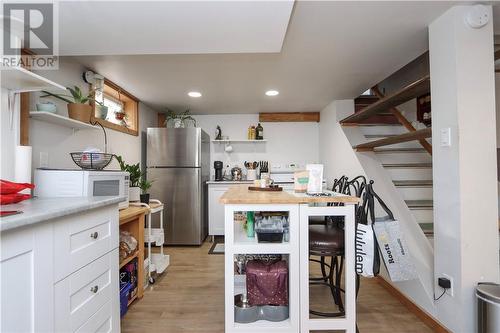 335 Albinson Street, Sudbury, ON - Indoor Photo Showing Kitchen