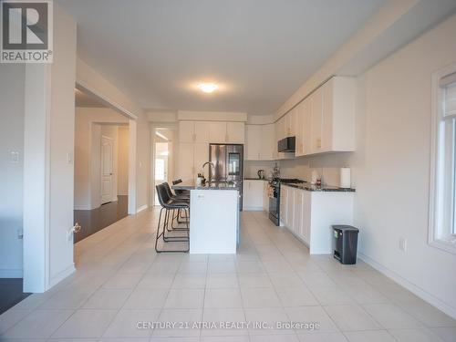 92 Church Street, Georgina, ON - Indoor Photo Showing Kitchen