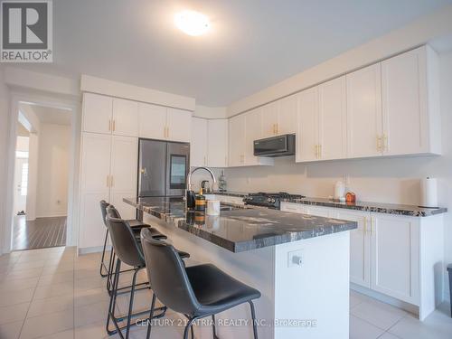 92 Church Street, Georgina, ON - Indoor Photo Showing Kitchen