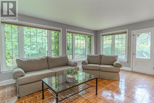 9 Orchard Drive, Barrie, ON - Indoor Photo Showing Living Room