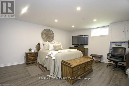 677 Highway 36, Kawartha Lakes (Lindsay), ON - Indoor Photo Showing Bedroom