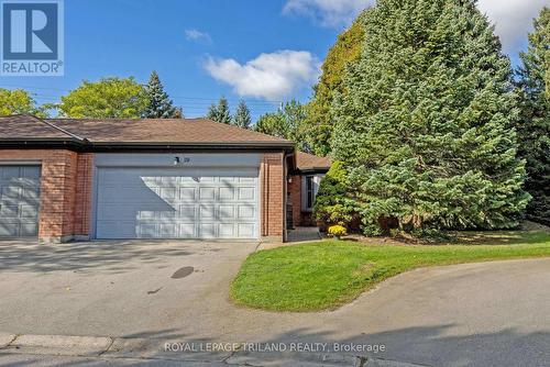 19 - 65 Fiddlers Green Road, London, ON - Outdoor