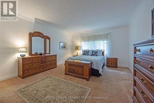 19 - 65 Fiddlers Green Road, London, ON - Indoor Photo Showing Bedroom