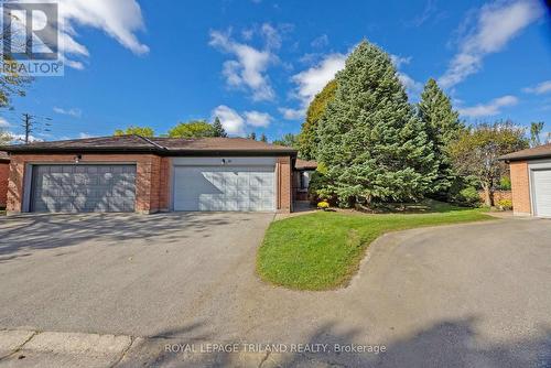 19 - 65 Fiddlers Green Road, London, ON - Outdoor