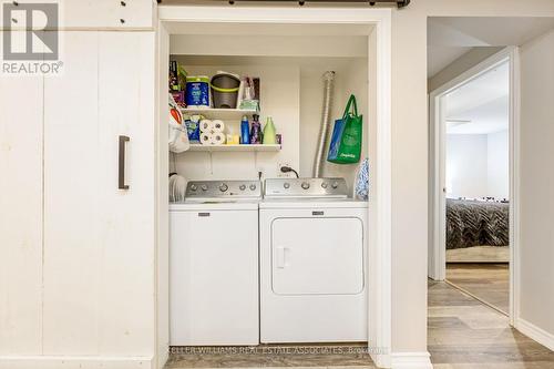 2 Gray Gate, Halton Hills, ON - Indoor Photo Showing Laundry Room