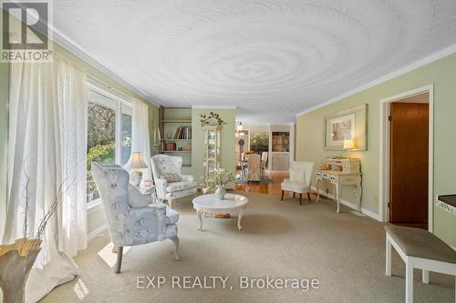 283 Rainbow Ridge Road, Kawartha Lakes (Little Britain), ON - Indoor Photo Showing Living Room