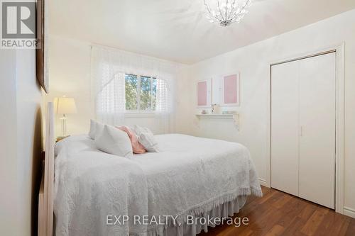 283 Rainbow Ridge Road, Kawartha Lakes (Little Britain), ON - Indoor Photo Showing Bedroom