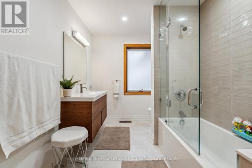 89 Cumberland Drive, Mississauga, ON - Indoor Photo Showing Bathroom