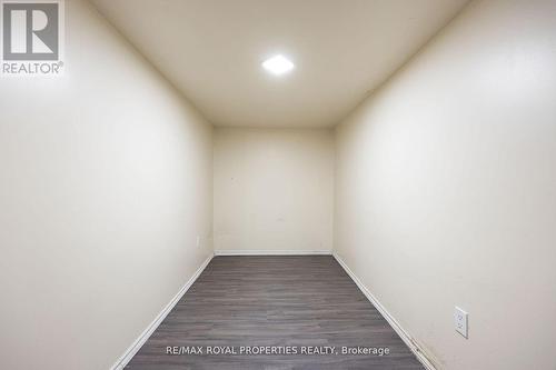 7173 Village Walk, Mississauga, ON - Indoor Photo Showing Other Room