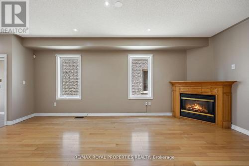 7173 Village Walk, Mississauga, ON - Indoor With Fireplace