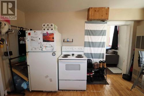 11 Russell Street W, Smiths Falls, ON - Indoor Photo Showing Kitchen