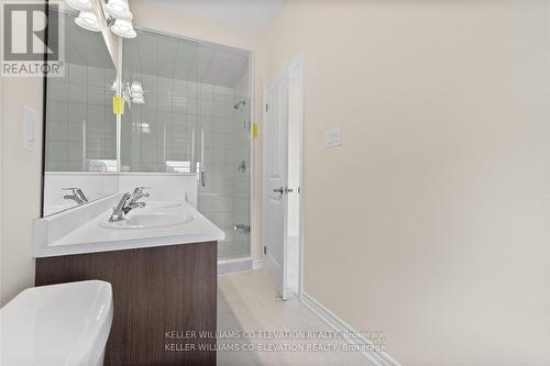 1447 National Common, Burlington, ON - Indoor Photo Showing Bathroom