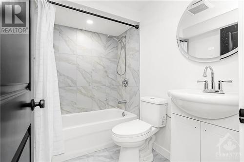 Basement full bath - 22 Whitehill Avenue, Ottawa, ON - Indoor Photo Showing Bathroom