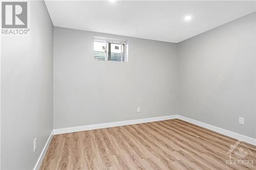 22 Whitehill Avenue, Ottawa, ON - Indoor Photo Showing Other Room