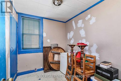 1085 3Rd A Avenue E, Owen Sound, ON - Indoor Photo Showing Other Room