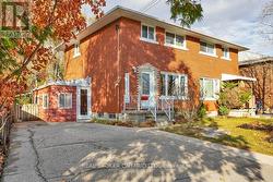 222 MAUSSER AVENUE  Kitchener, ON N2M 3K7