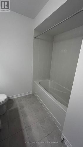 86 Brown Street, Erin, ON - Indoor Photo Showing Bathroom