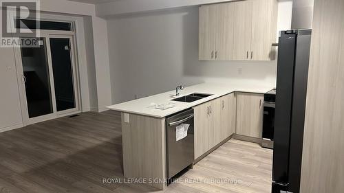 86 Brown Street, Erin, ON - Indoor Photo Showing Kitchen