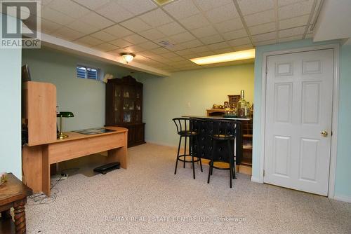 39 Twenty Place Boulevard, Hamilton, ON - Indoor