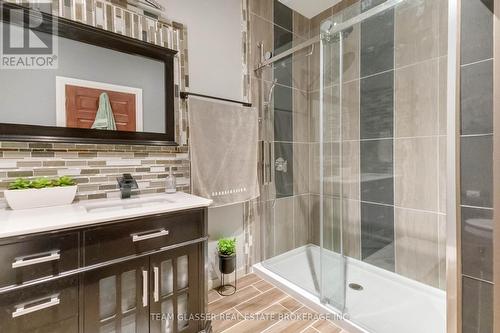 6571 Carroll Drive, Southwest Middlesex (Middlemiss), ON - Indoor Photo Showing Bathroom