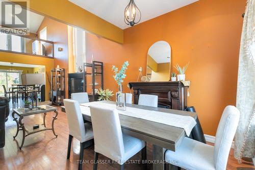 6571 Carroll Drive, Southwest Middlesex (Middlemiss), ON - Indoor Photo Showing Dining Room