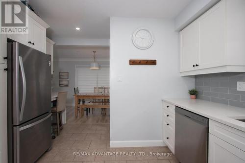 463 Jellicoe Crescent, London, ON - Indoor Photo Showing Kitchen