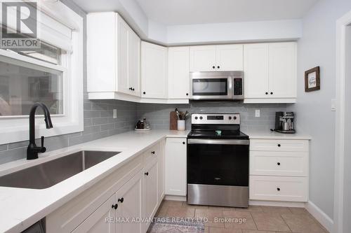 463 Jellicoe Crescent, London, ON - Indoor Photo Showing Kitchen