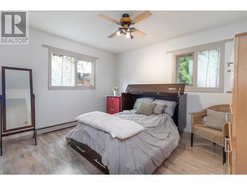 541 Keith Road, Kelowna, BC - Indoor Photo Showing Bedroom