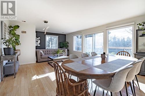 577 Fifth Lin E, Sault Ste Marie, ON - Indoor Photo Showing Dining Room