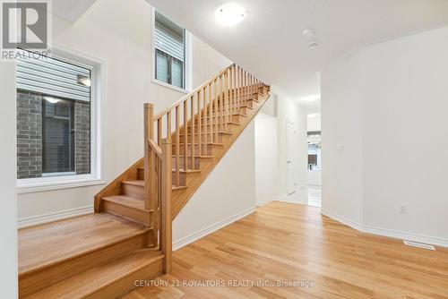 27 Prudhoe Terrace, Barrie, ON - Indoor Photo Showing Other Room