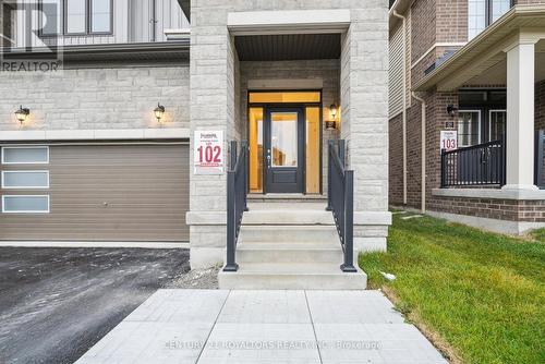 27 Prudhoe Terrace, Barrie, ON - Outdoor With Facade