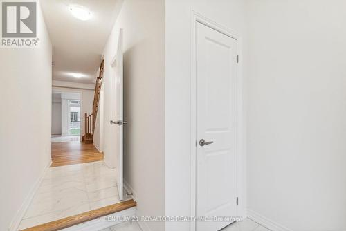 27 Prudhoe Terrace, Barrie, ON - Indoor Photo Showing Other Room