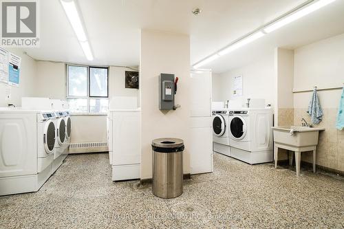 1120 - 1625 Bloor Street E, Mississauga, ON - Indoor Photo Showing Laundry Room