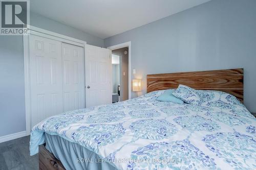 5 Sherbourne Street, St. Catharines, ON - Indoor Photo Showing Bedroom