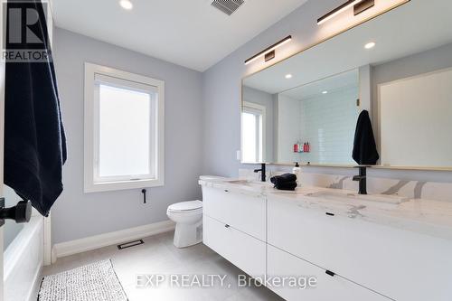 6 Cristallina Drive, Thorold, ON - Indoor Photo Showing Bathroom