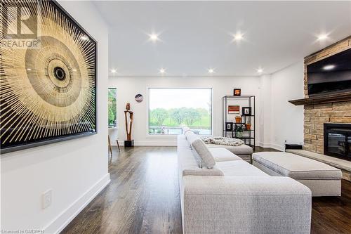 1319 Greeneagle Drive, Oakville, ON - Indoor Photo Showing Living Room With Fireplace