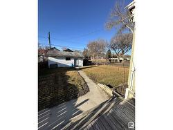 11942 37 ST NW  Edmonton, AB T5W 2C1