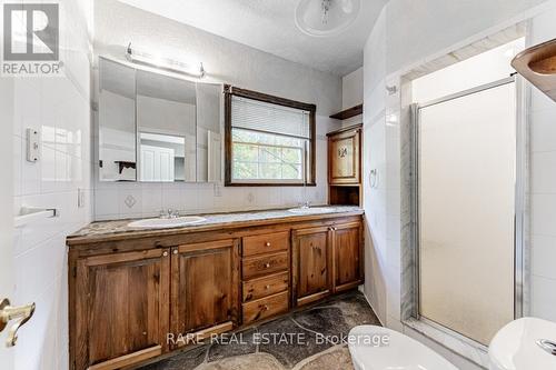 70 Don River Boulevard, Toronto, ON - Indoor Photo Showing Bathroom