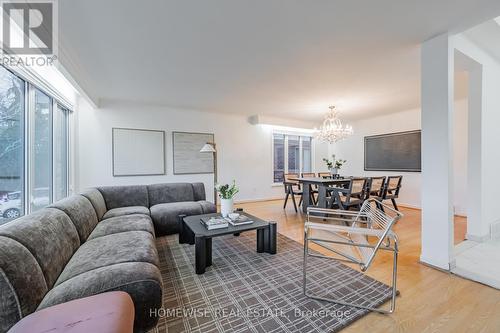 10 Cedar Springs Grove, Toronto, ON - Indoor Photo Showing Living Room