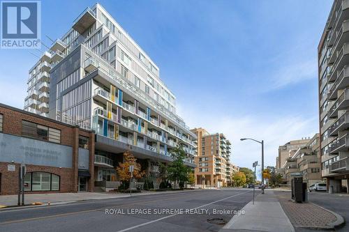 608 - 68 Merton Street, Toronto, ON - Outdoor With Facade