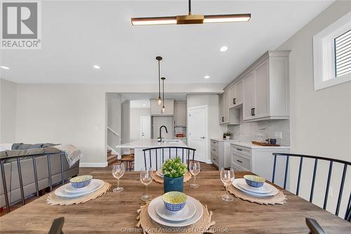 154 Ironwood Trail, Chatham, ON - Indoor Photo Showing Dining Room