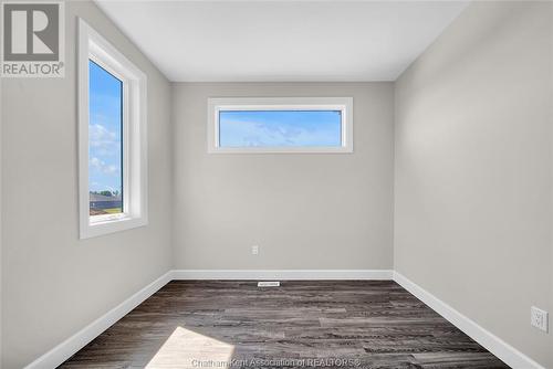 154 Ironwood Trail, Chatham, ON - Indoor Photo Showing Other Room